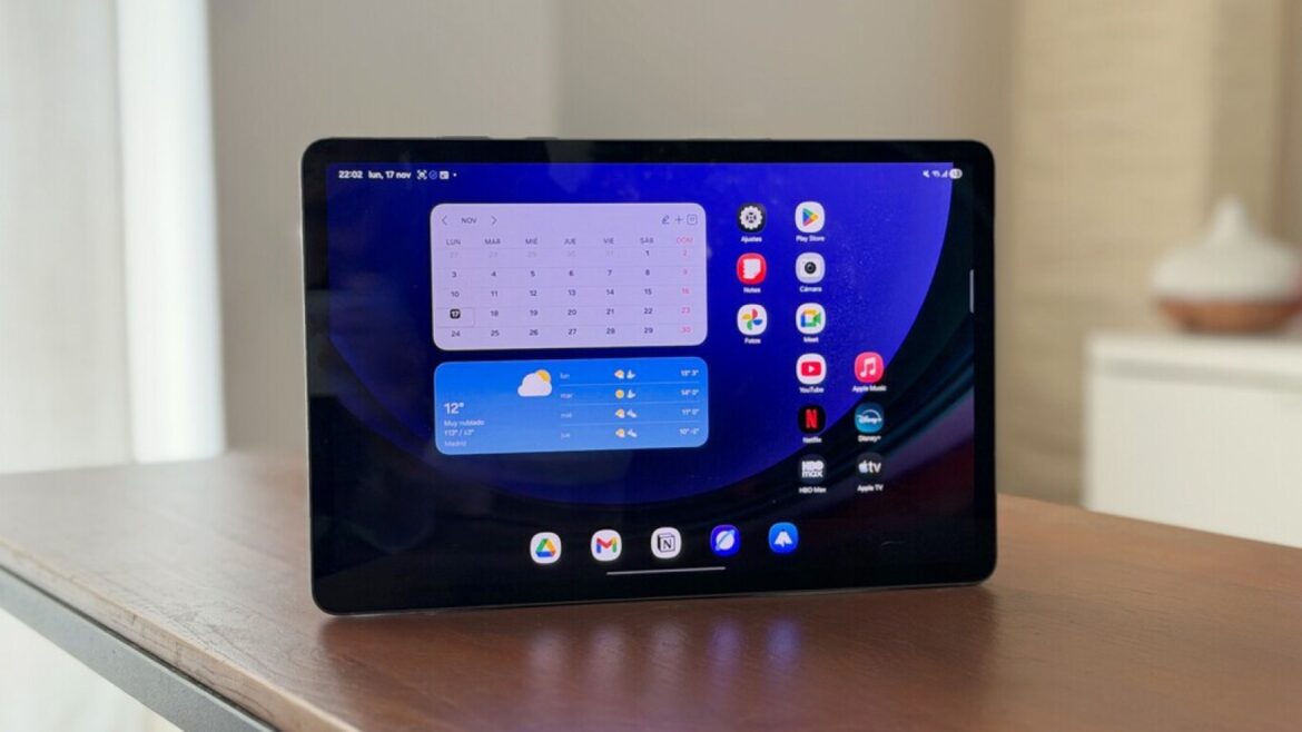 Galaxy Tab con cámara punch hole: One UI 9 deja entrever el cambio - Galaxy Tab punch hole