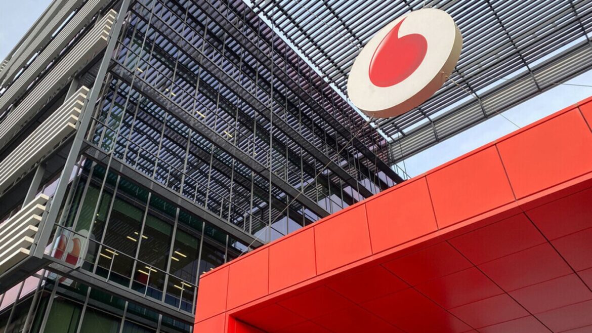 Vodafone España vuelve a crecer en ingresos por primera vez desde 2022 - Vodafone España ingresos