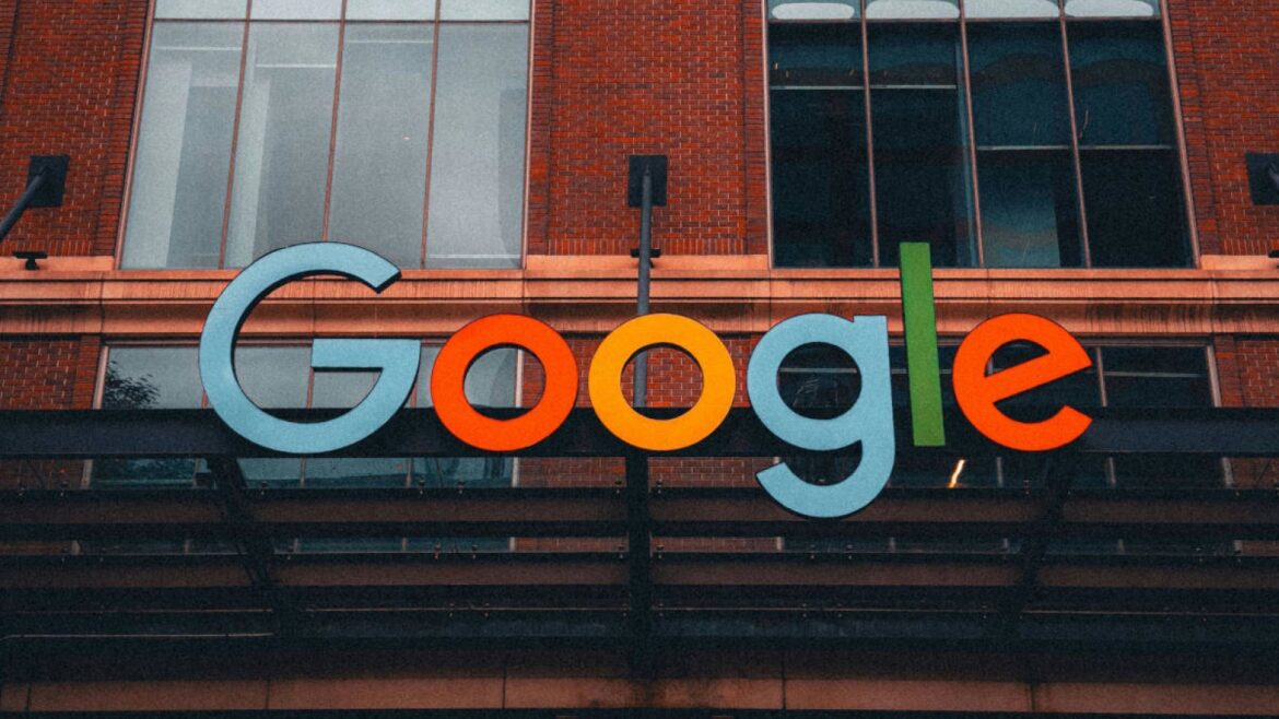 Google AI Mode se integra con YouTube Music, Canva e Instacart