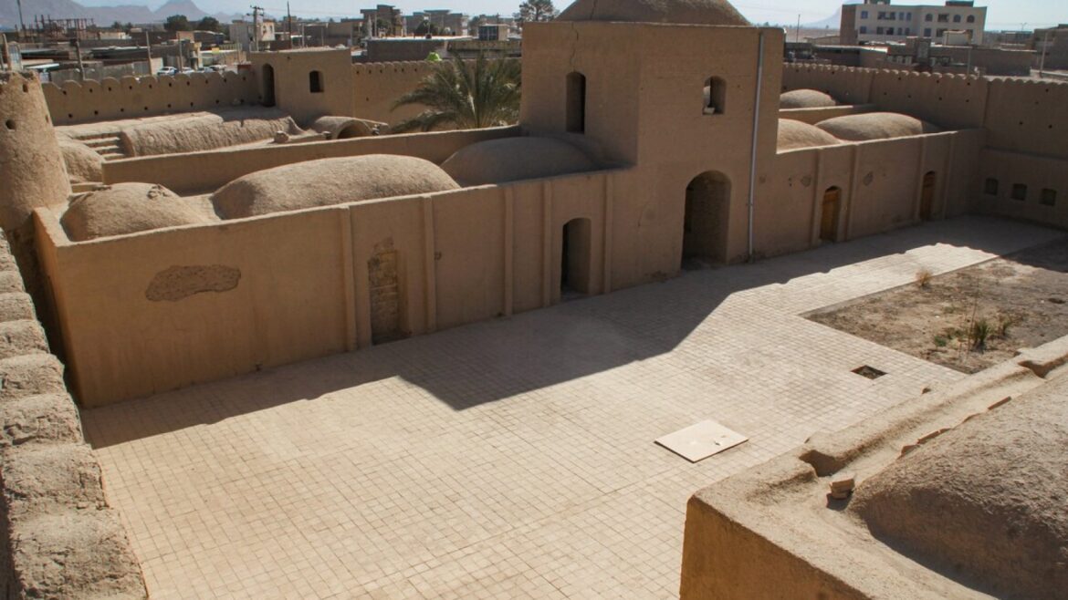 Hassan Fathy: el arquitecto egipcio cuyas casas de barro "sudan" para no dar calor - Hassan Fathy arquitecto