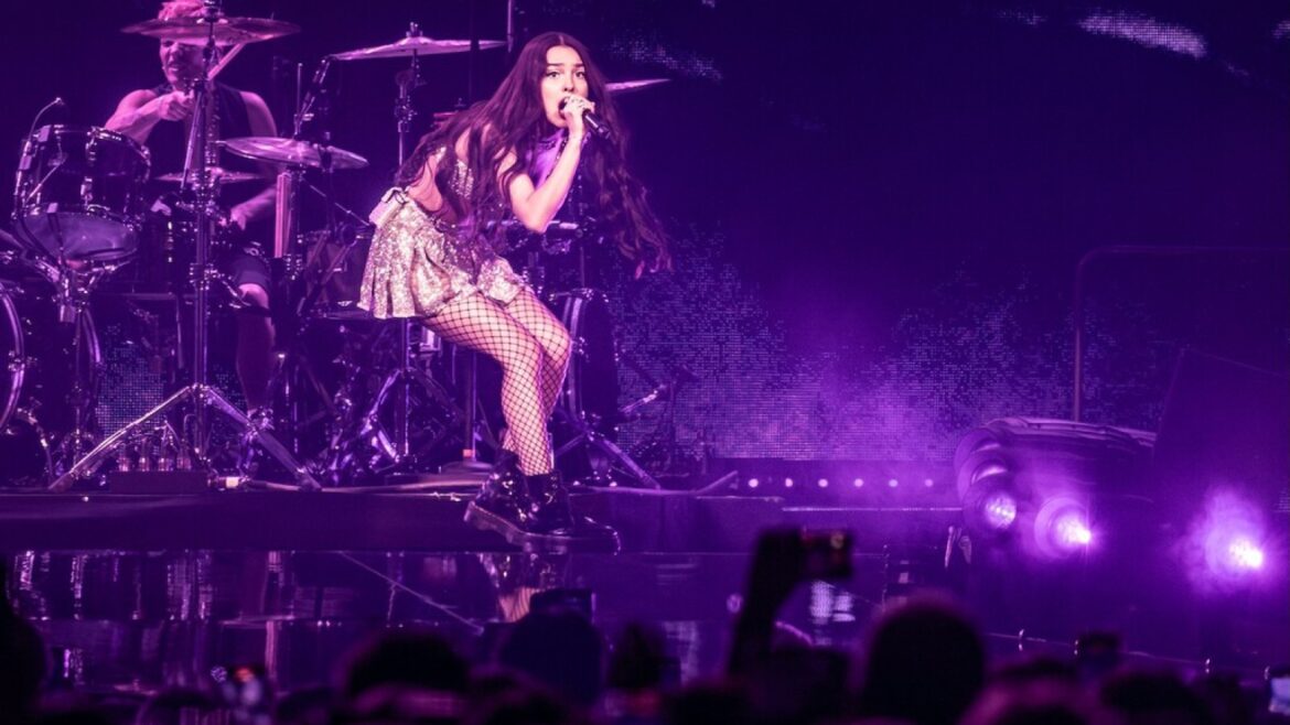 Olivia Rodrigo lo confiesa: sus fans usan pañales para no perder su sitio - Olivia Rodrigo fans pañales