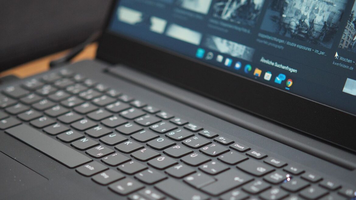 Windows 11 26H2: vuelve la barra de tareas móvil y Copilot invade el escritorio