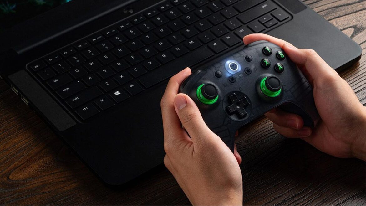 8BitDo Ultimate 2C baja de 20 euros: mando Hall sin drift por 19,25 €