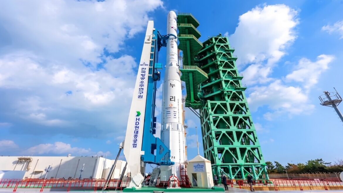 Corea del Sur y su cohete Mir: 50 años de veto para espiar al Norte - cohete Mir Corea del