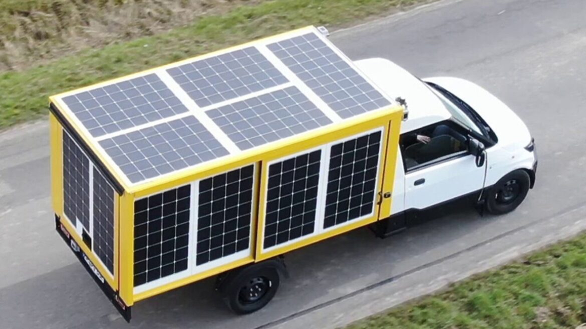 Furgoneta solar recorre Europa y suma un 30% de autonomía... con truco
