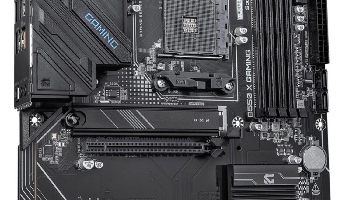 GIGABYTE B550 X Gaming: el resurgir de AM4 con la crisis de la RAM