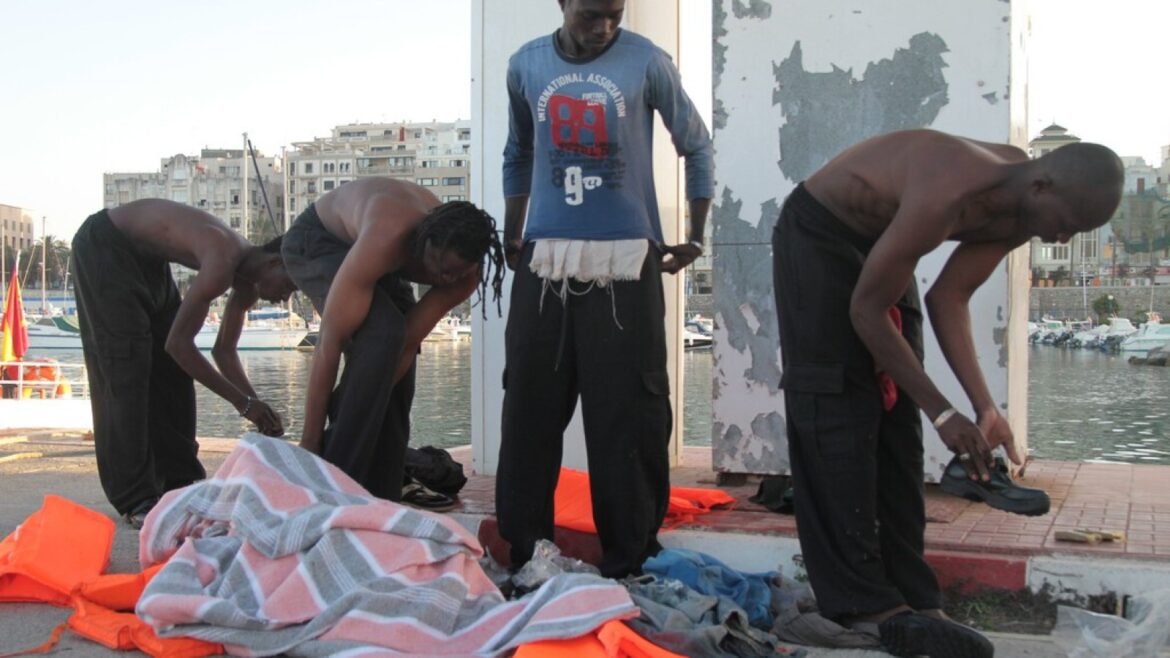 Ceuta, el misterio de los miles de migrantes que España no puede devolver - migrantes Ceuta