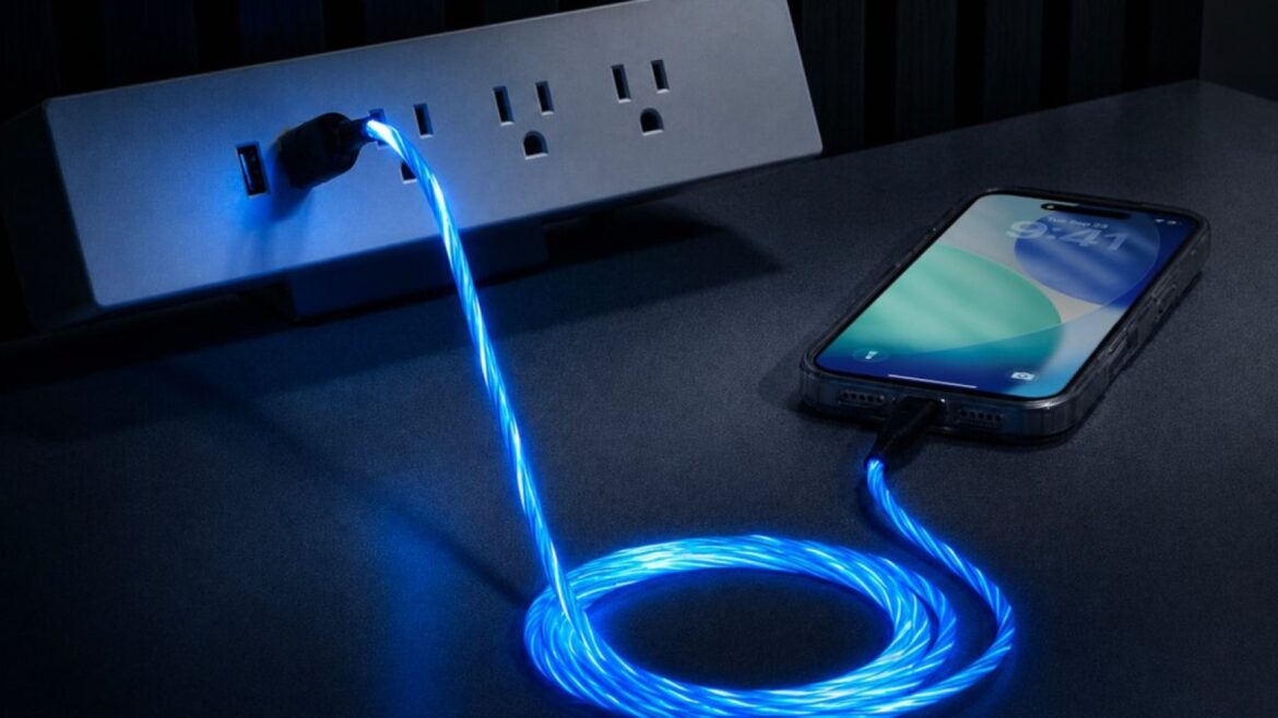 Scosche GloBright: el cable con LED que brilla en la oscuridad
